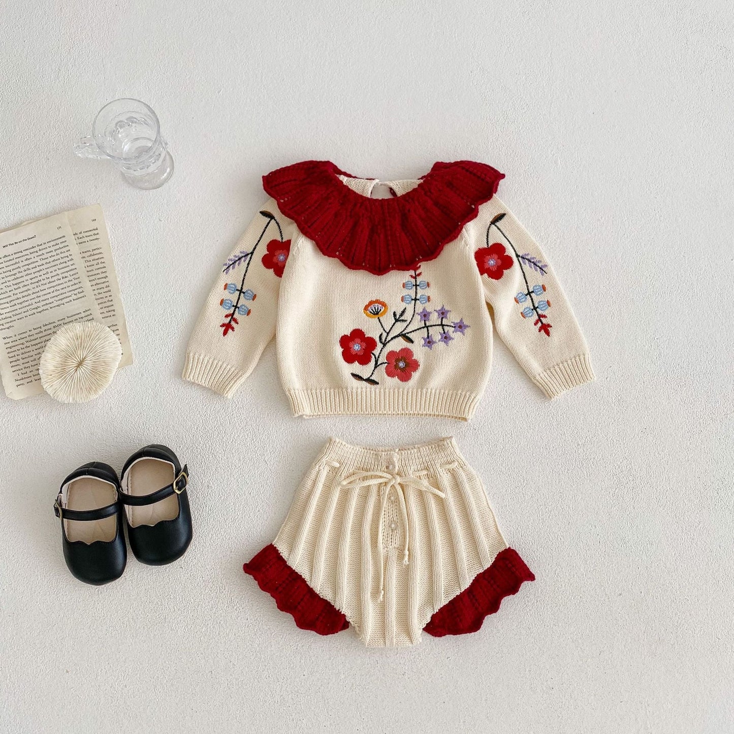 Autumn New Baby Girl Knitted Suit