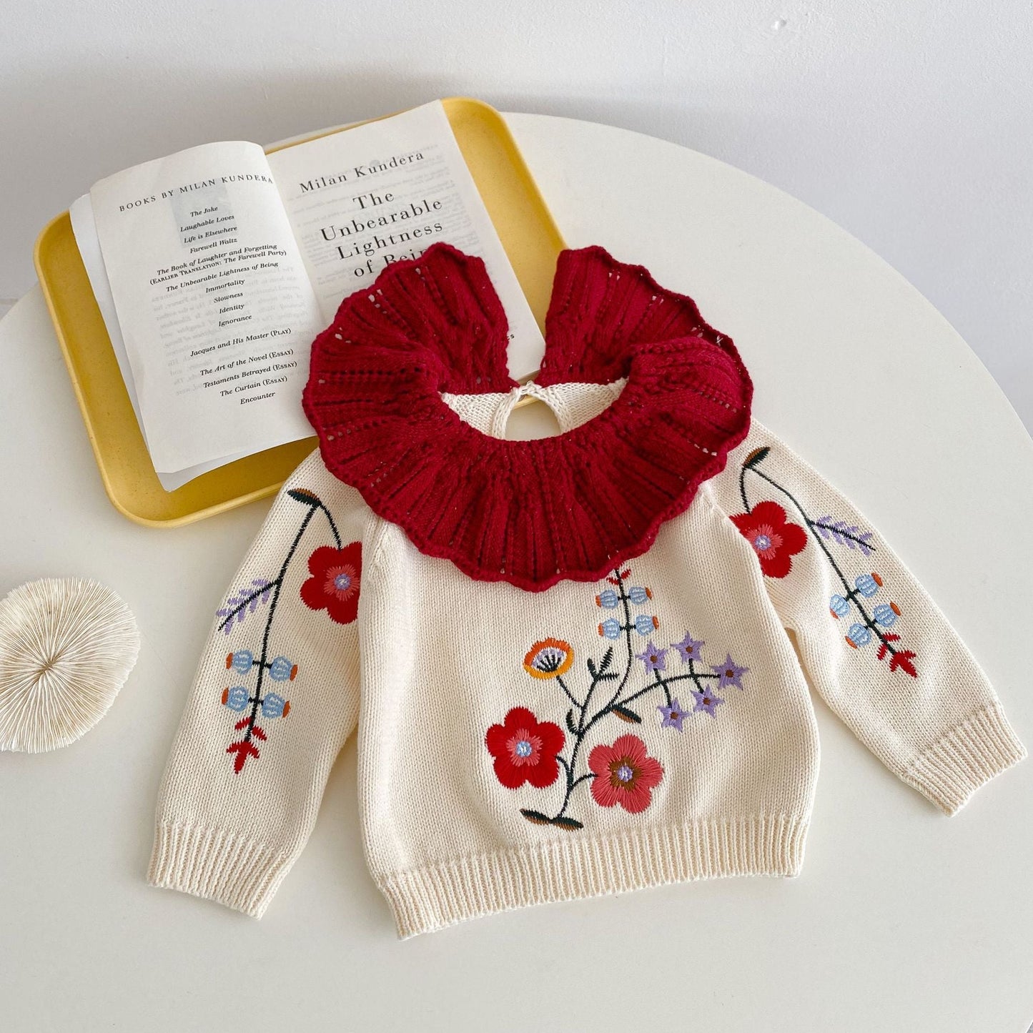 Autumn New Baby Girl Knitted Suit