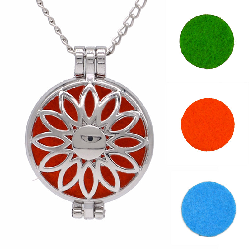 Aromatherapy Locket Necklace – Essential Oil Diffuser Pendant