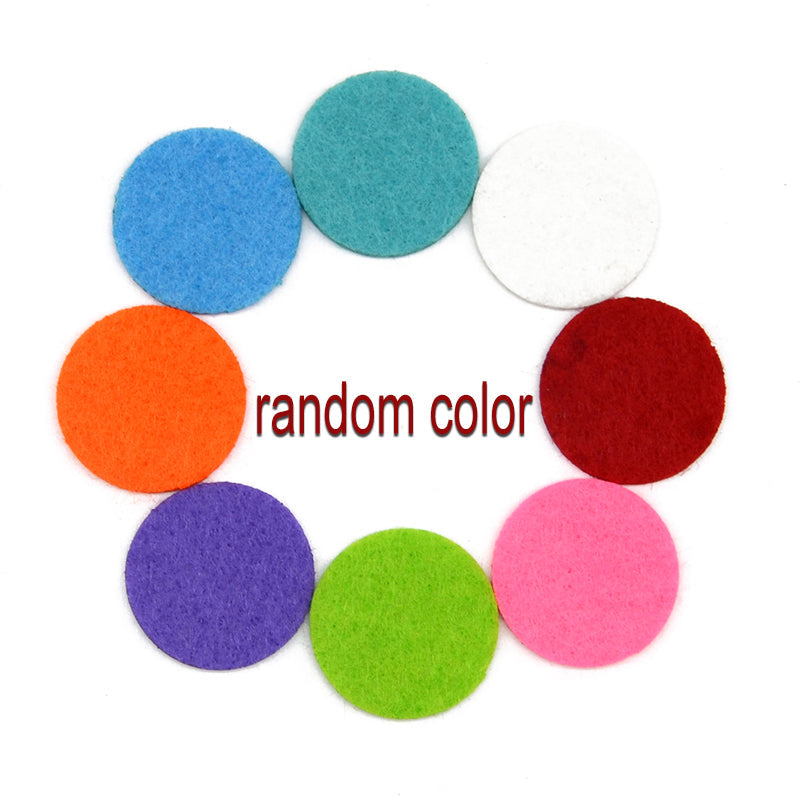 Aromatherapy Locket Necklace – Essential Oil Diffuser Pendant