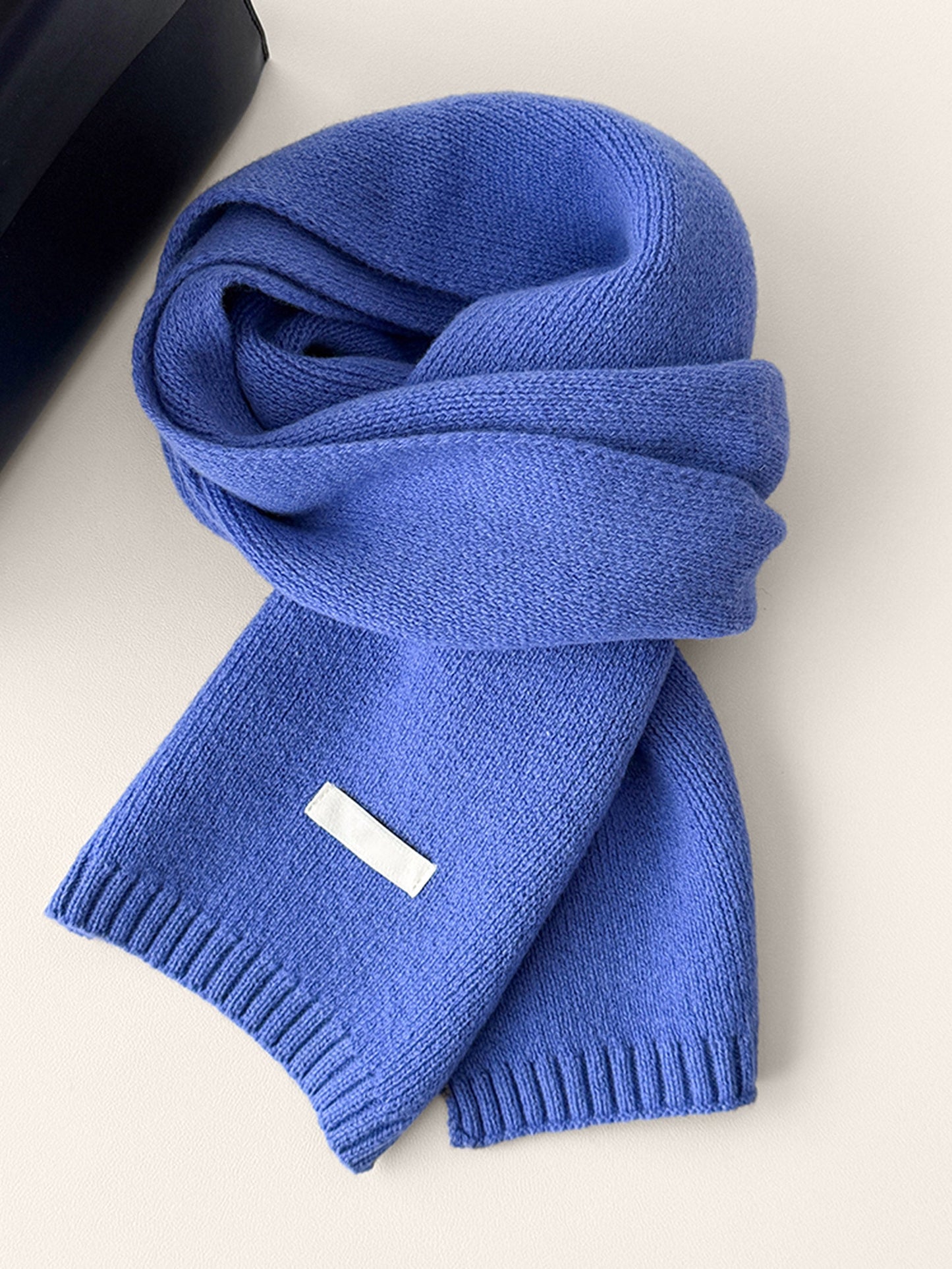100% Wool Solid-Color Woven Scarf